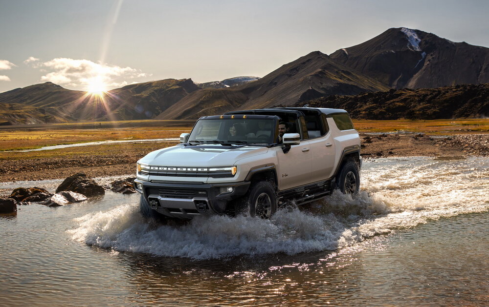 2024-GMC-HUMMER-EV-SUV-011.jpg