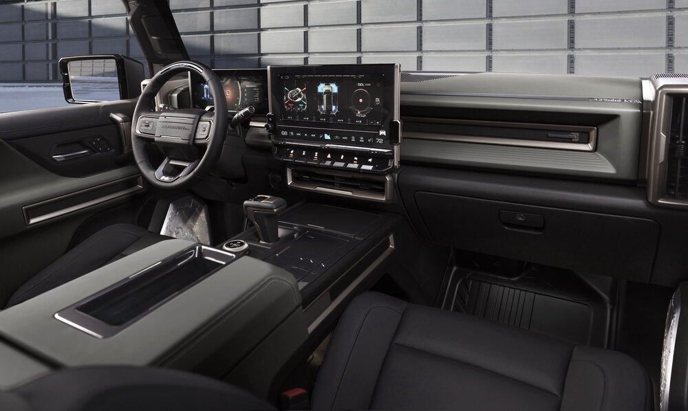 2024-GMC-HUMMER-EV-SUV-039.jpg