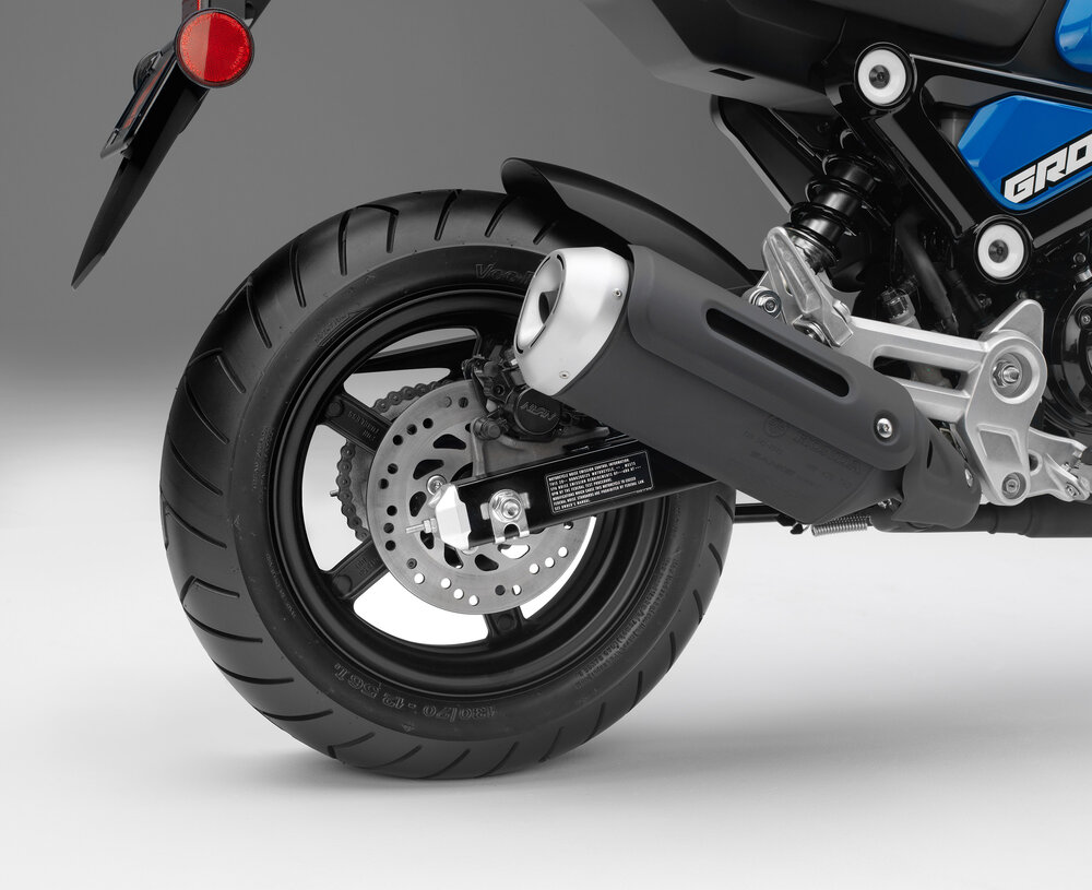 22 Honda Grom_Rear wheel.jpg