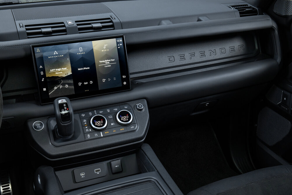 LR_DEF_V8_INTERIOR_22MY_250221_16.jpg