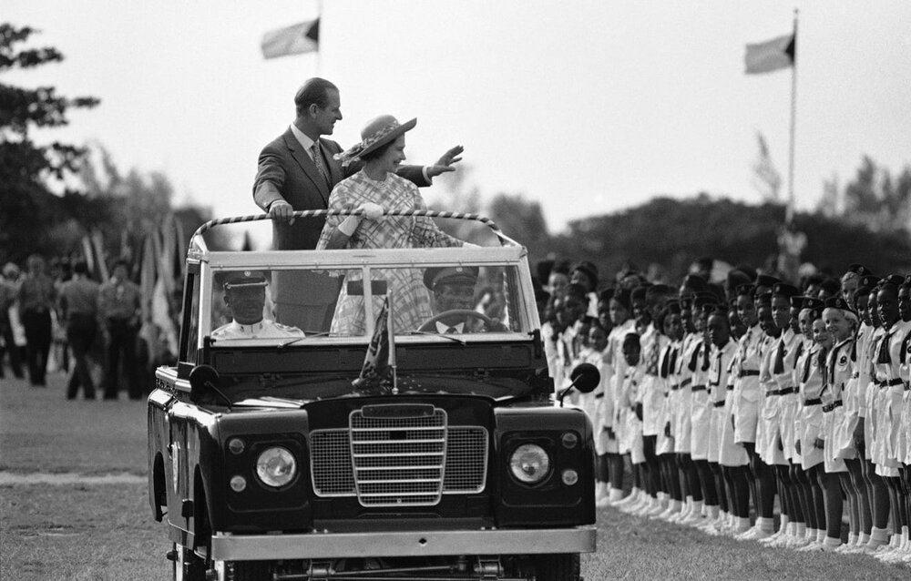 fc835095-f443-478a-b471-247d2c8f494b-Prince_Philip_Land_Rover_09.jpeg
