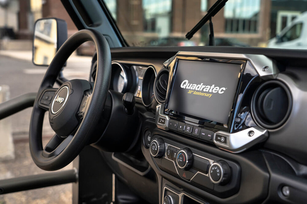  Photo by Quadratec Inc. 