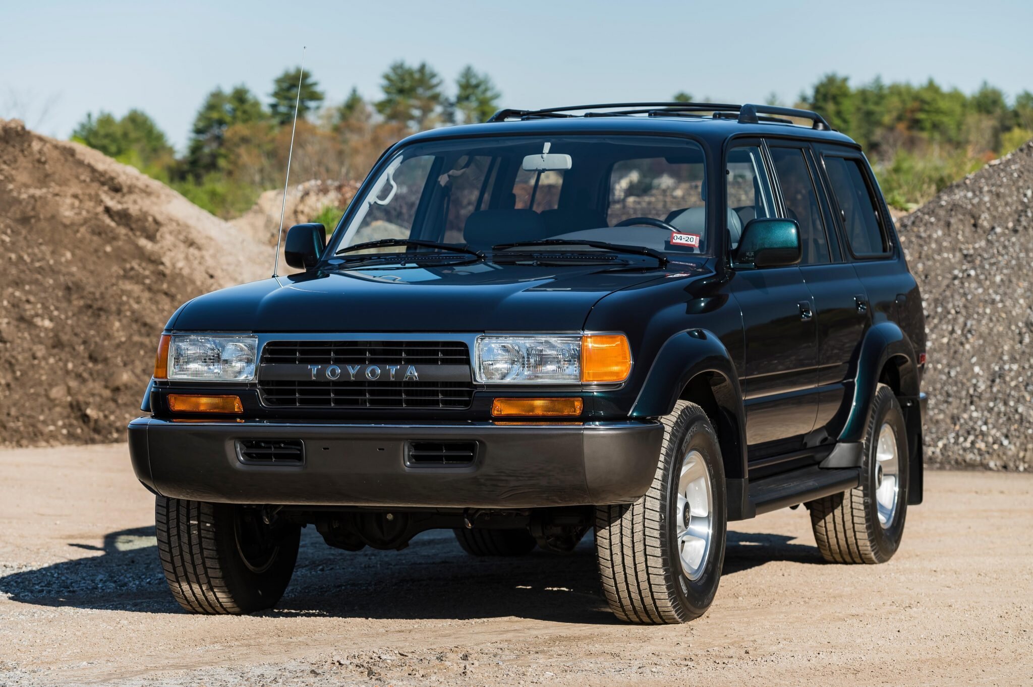 1994 Toyota Land Cruiser Sells for 136,000 on Bring a Trailer
