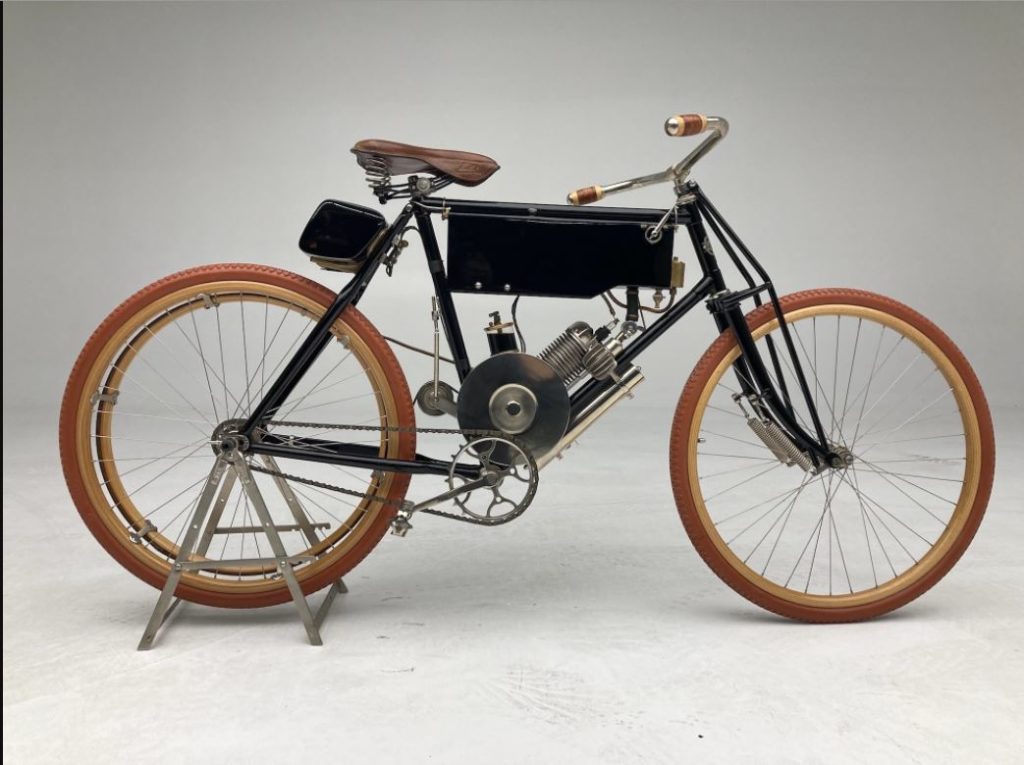 1903 California, the first motorized vehicle used for a  coast to coast trip in the USA.