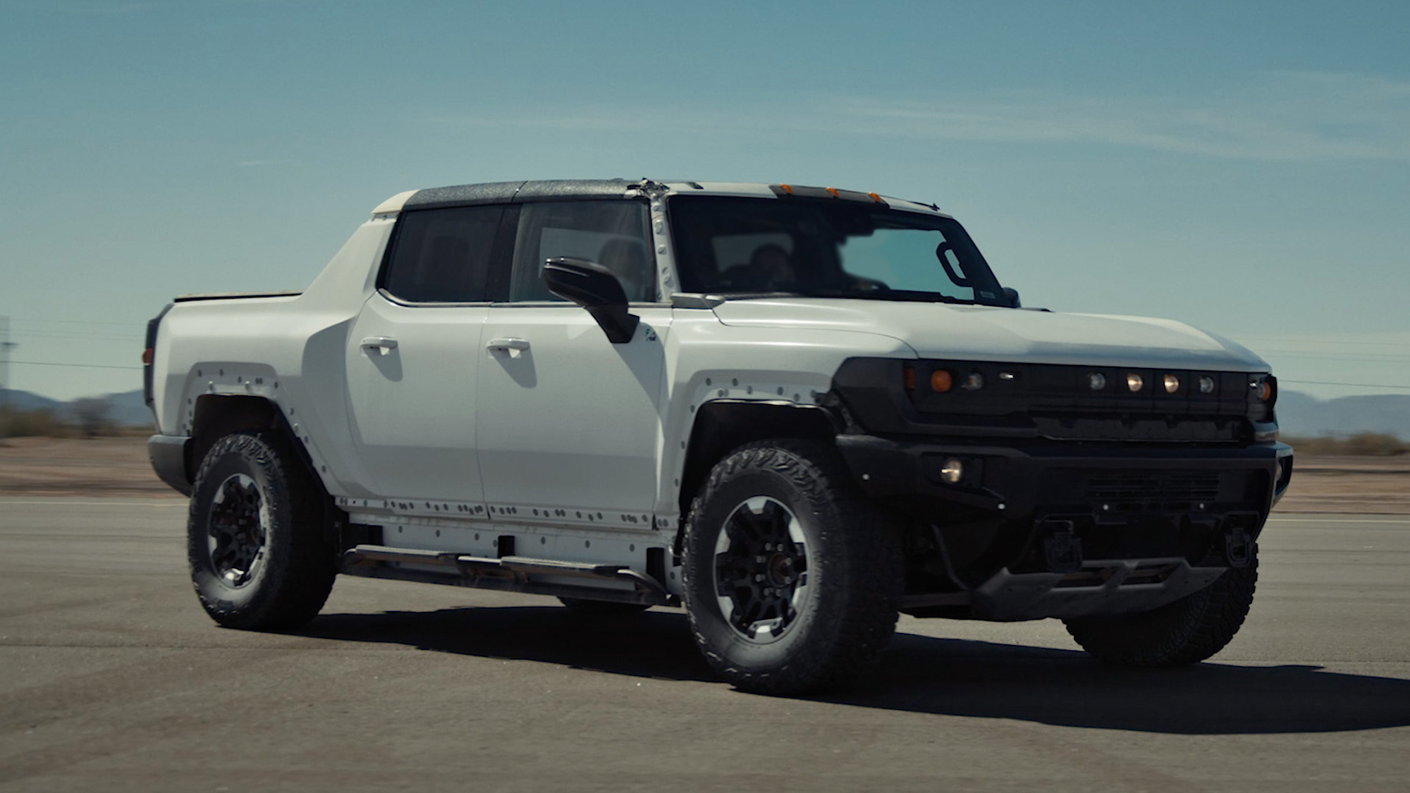 Watch HUMMER EV Go 060 in 3.0 seconds — Overland Expo