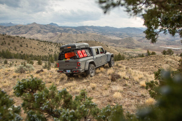 Jeep Gladiator on bluff Central Oregon