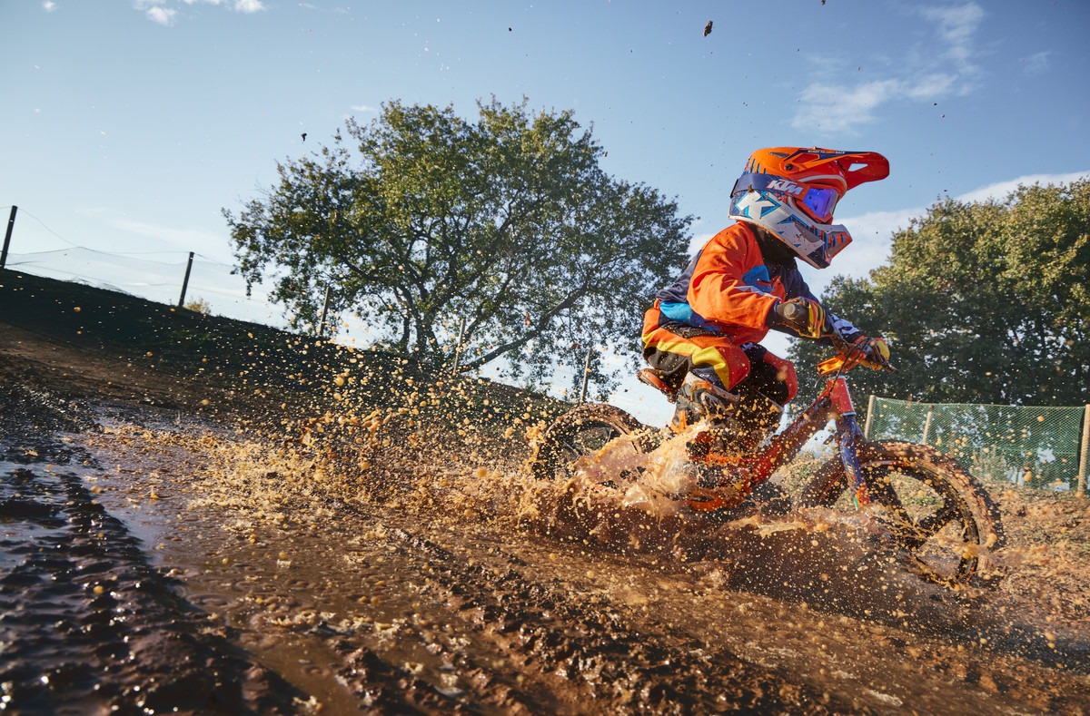 KTM 12eDRIVE & 16eDRIVE Electric Balance Bike Overland Expo