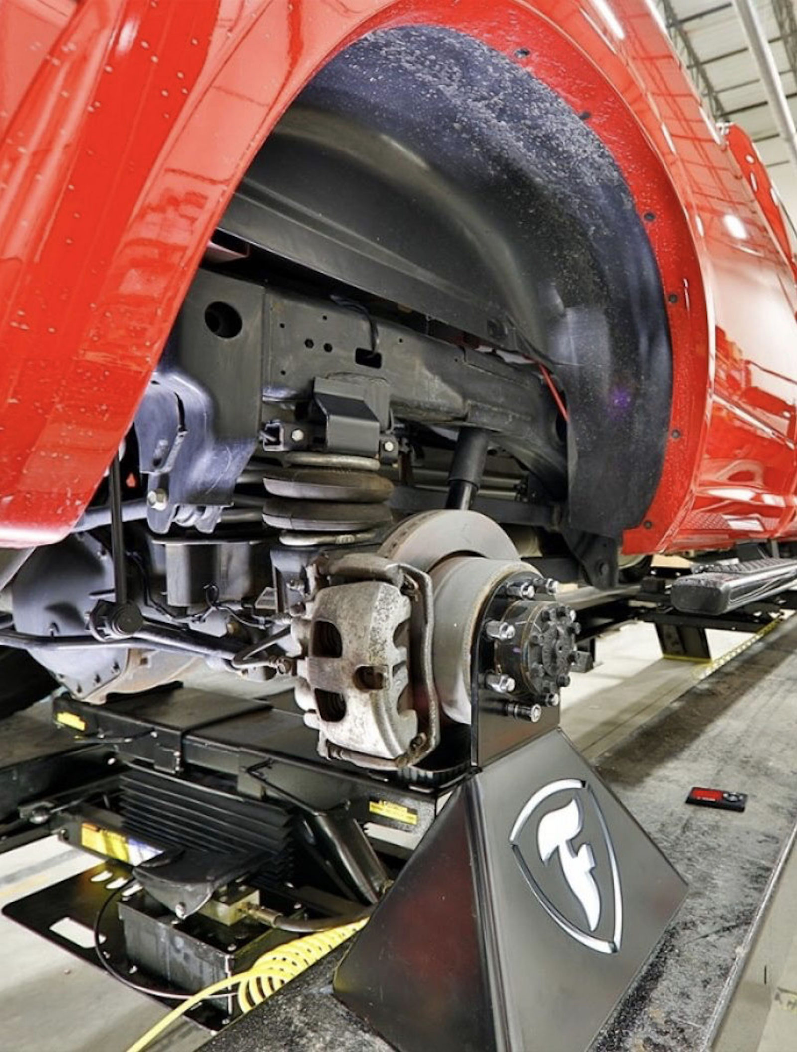 Airbags Firestone RideRite Air Helper Kit Overland Expo