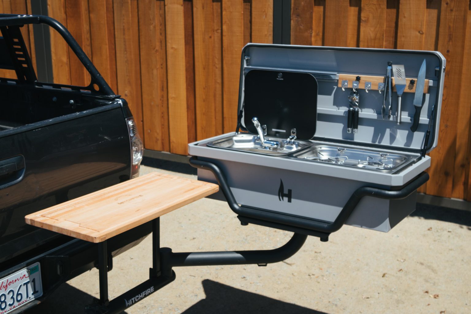 HitchFire Launches Hitch Kitchen and Ledge Overland Expo