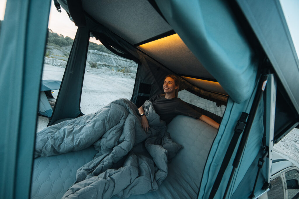 Thule Widesky Rooftop Tent