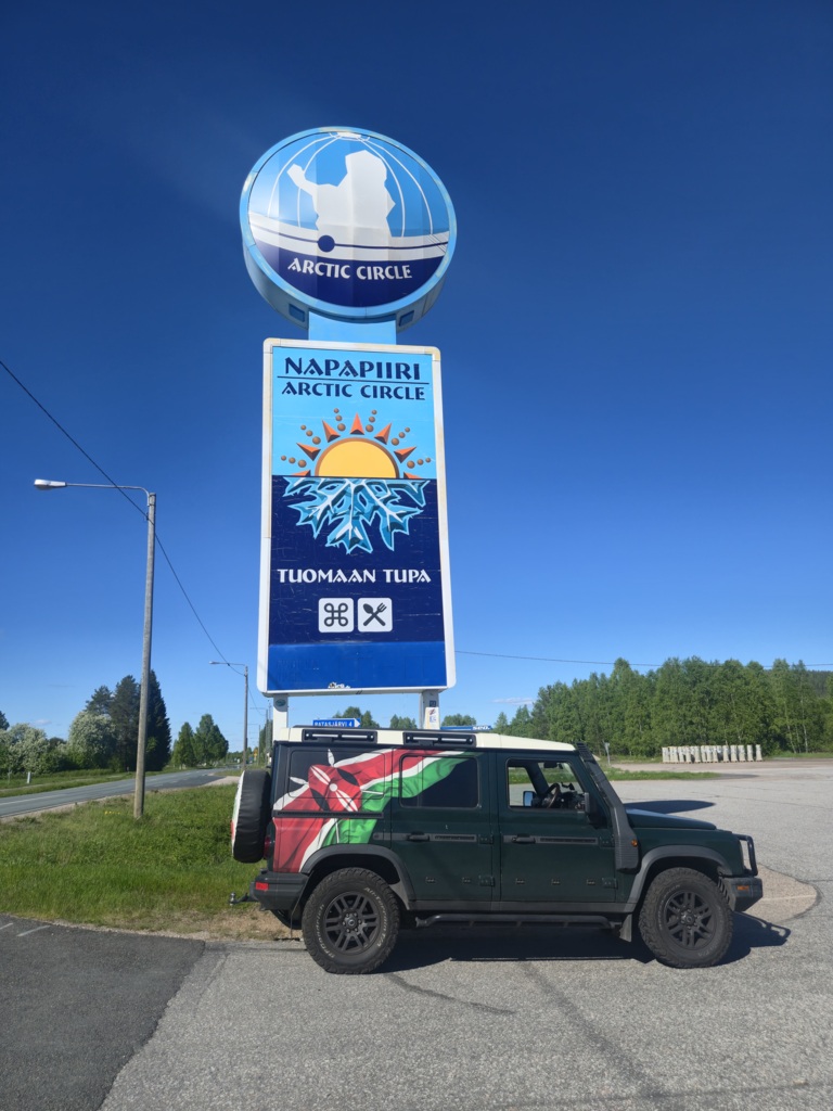 Becky Kim's Grenadier at Nordkapp, Norway.